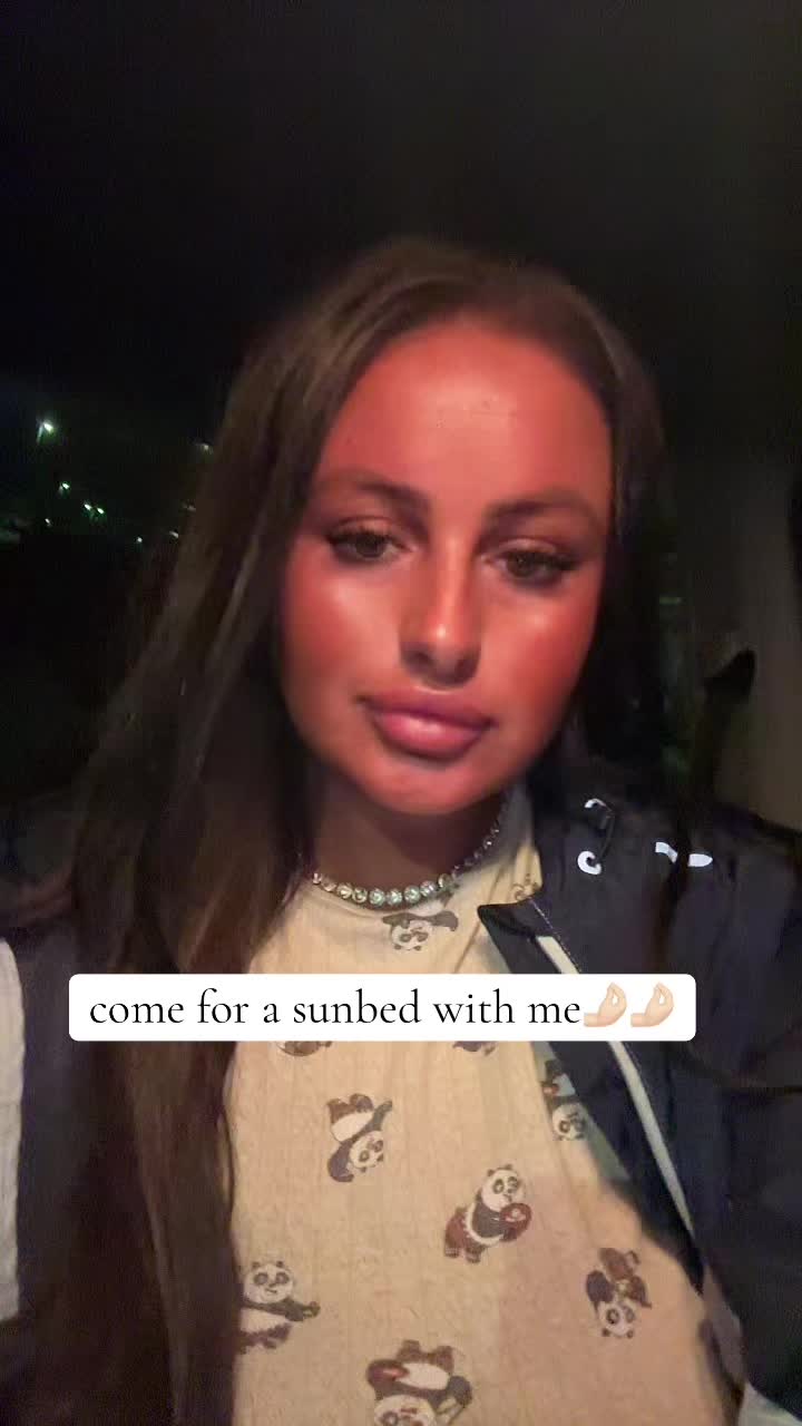 @courtneywhitexx