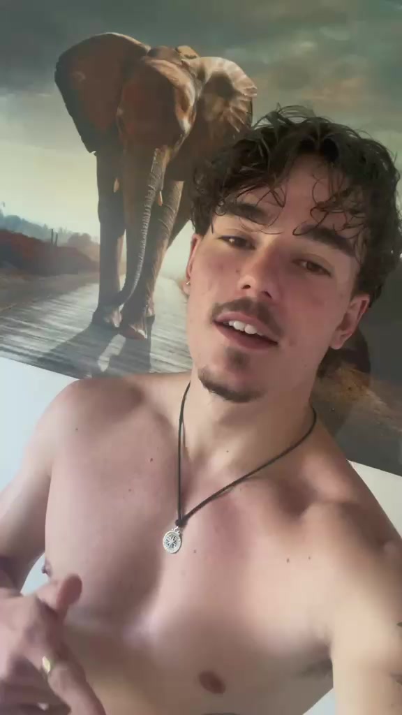 @UKPleasureBoys