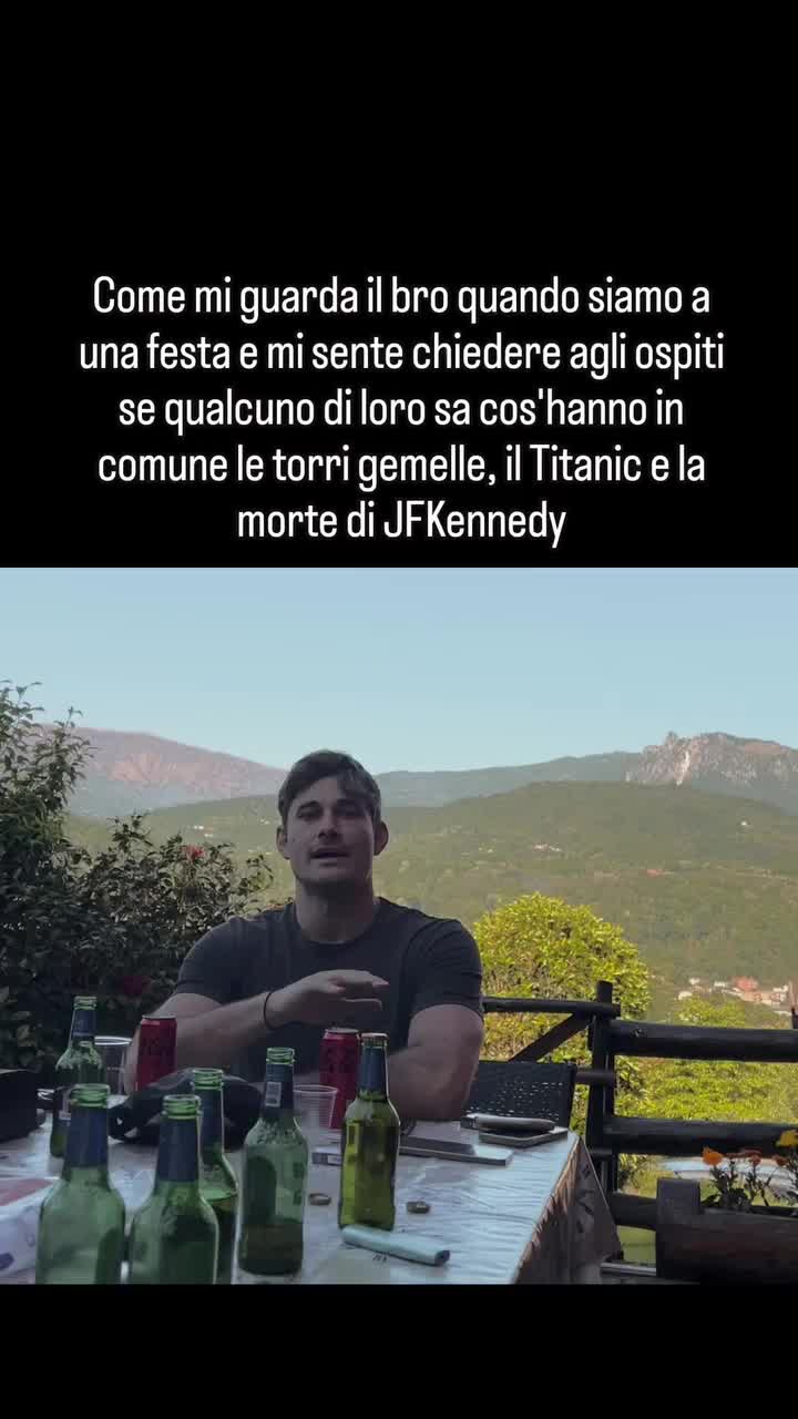@Panik_satira