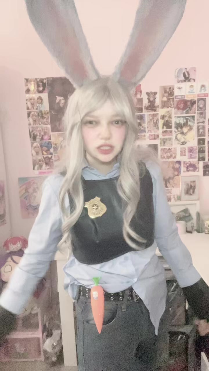 @Juni <3 (Biggest Sunny Pa Fan)