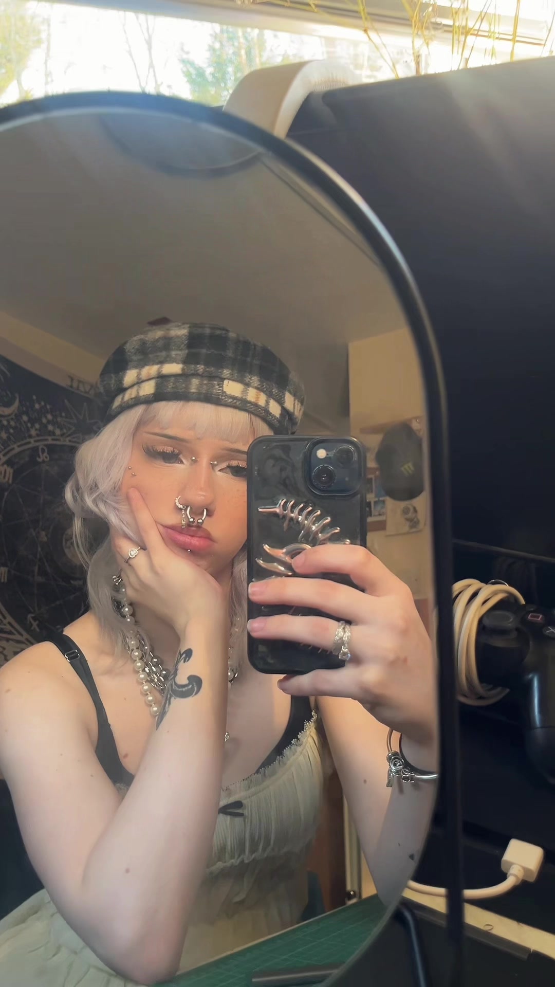 @Scarlet100xx