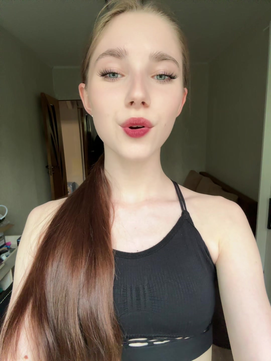 @🫂