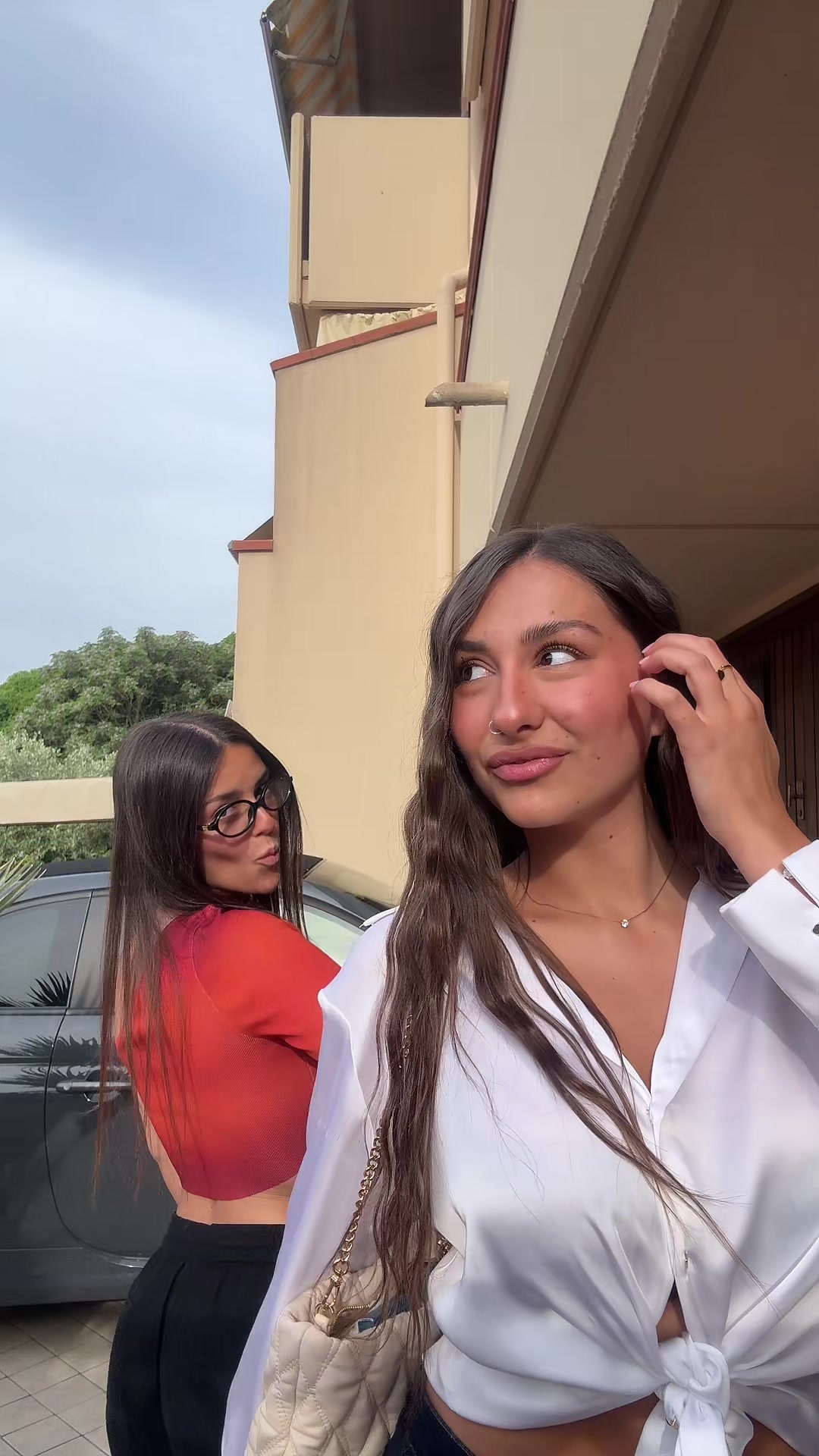 @canirebecca