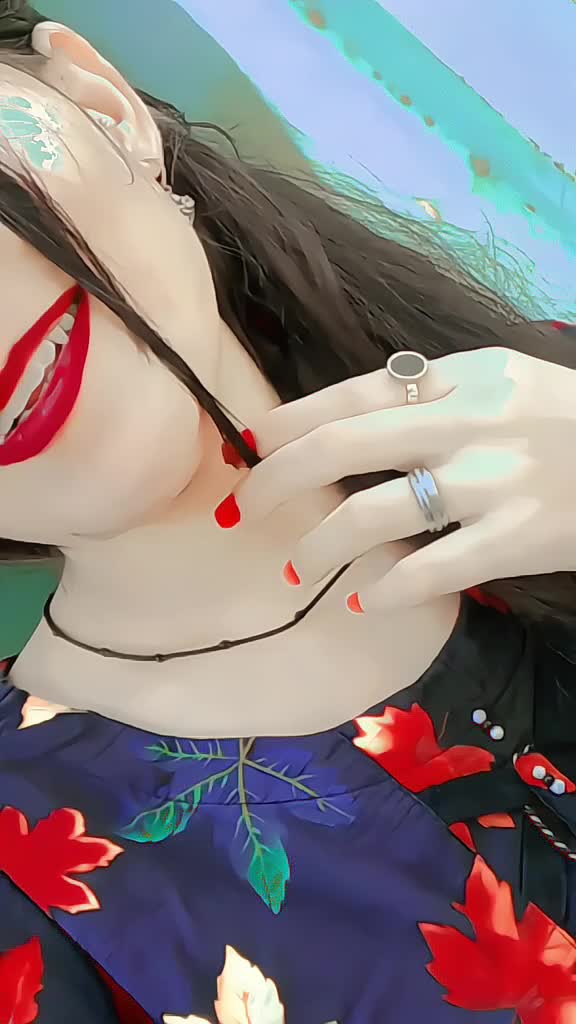 @༺ 🍁𝑬𝒚𝒆𝒔 𝒒𝒖𝒆𝒆𝒏🍁 ༻