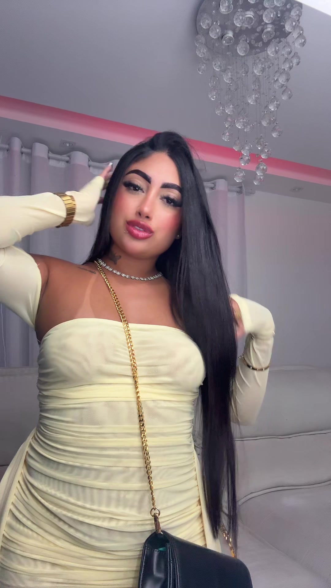 @Gabriela pessanha💋