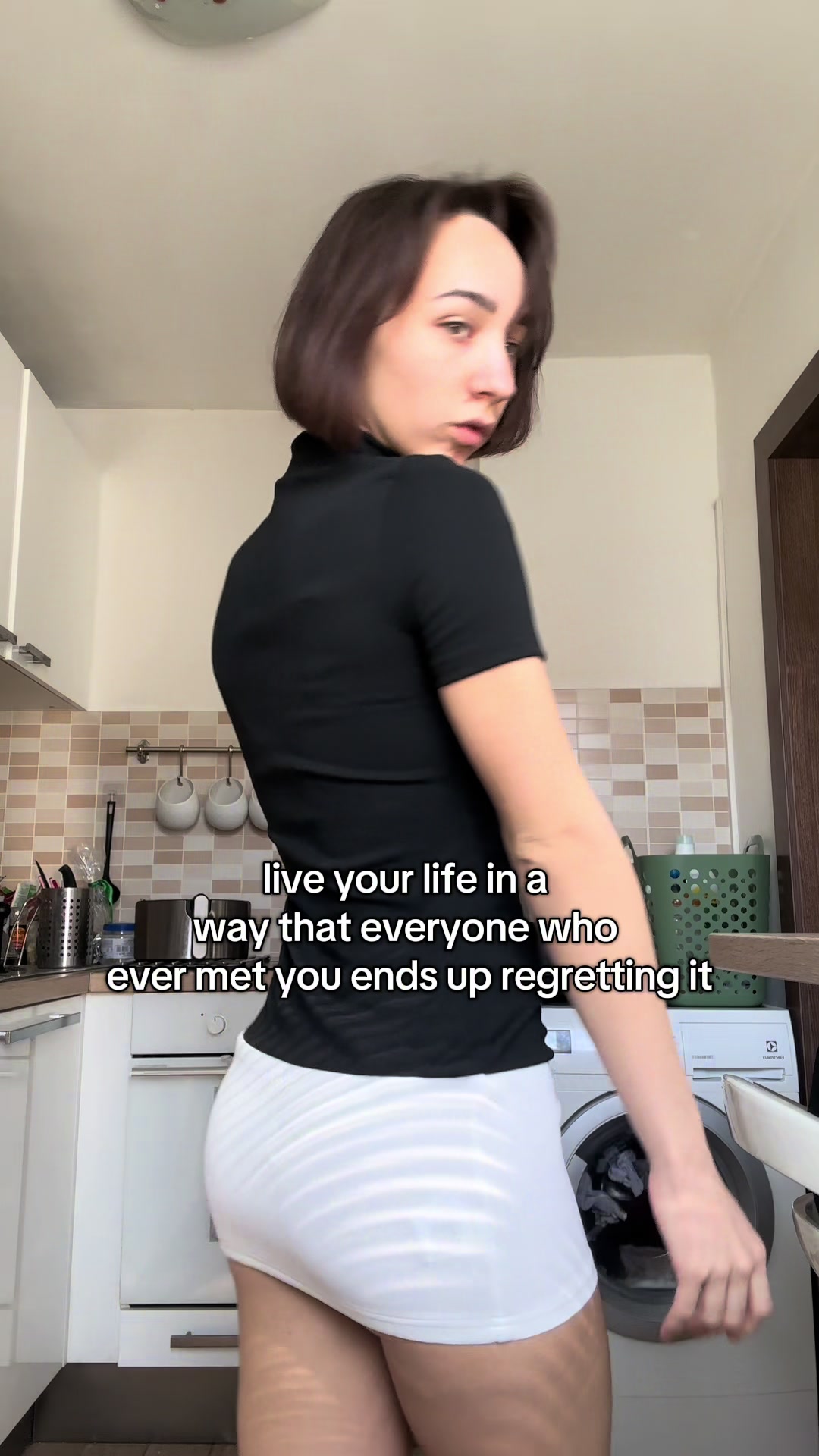 @sashawhitelake