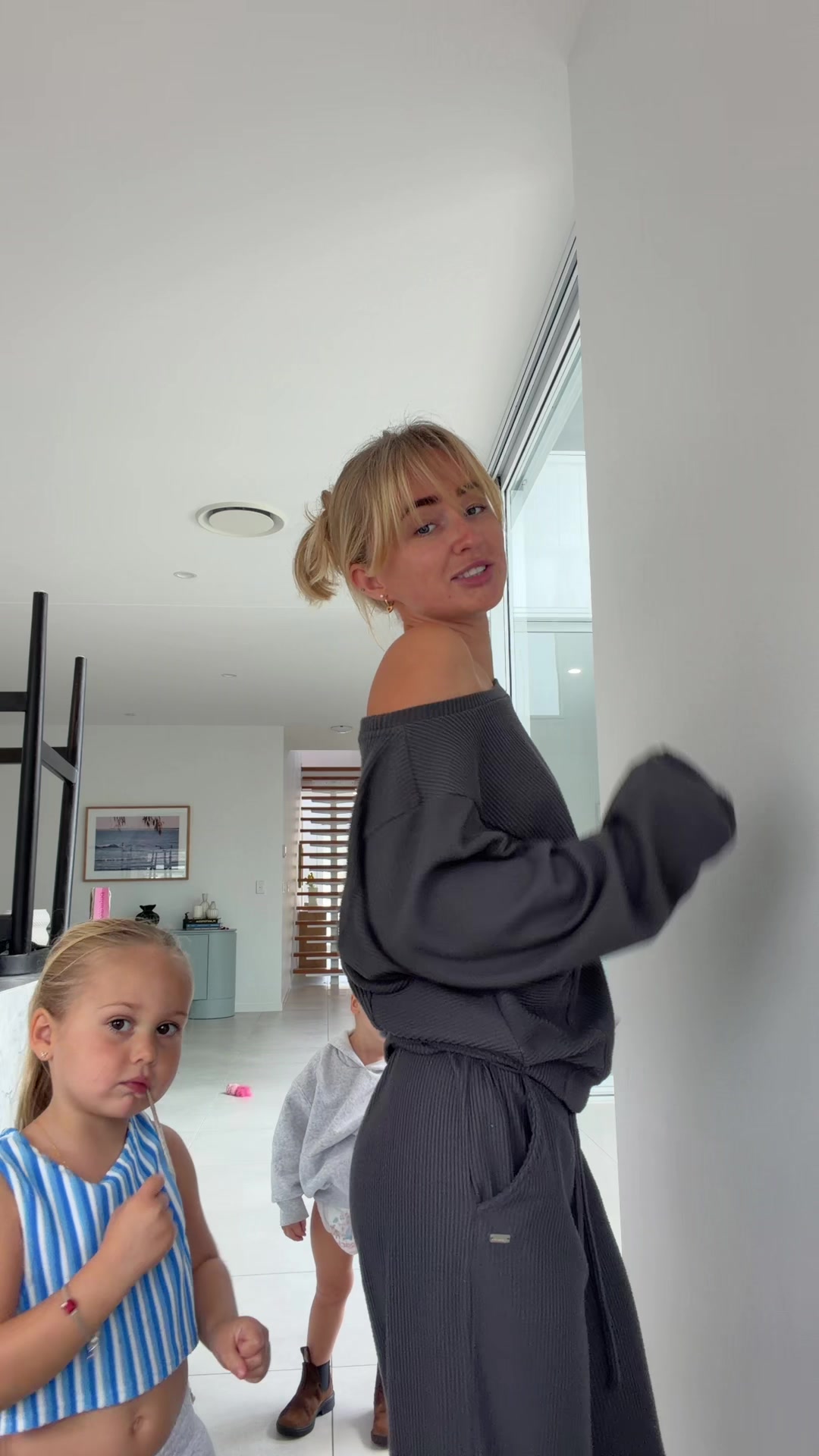 @strawbigaill