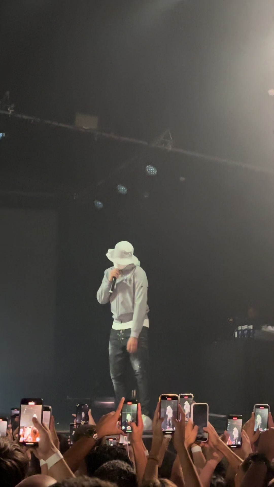@ig: ozmk10
