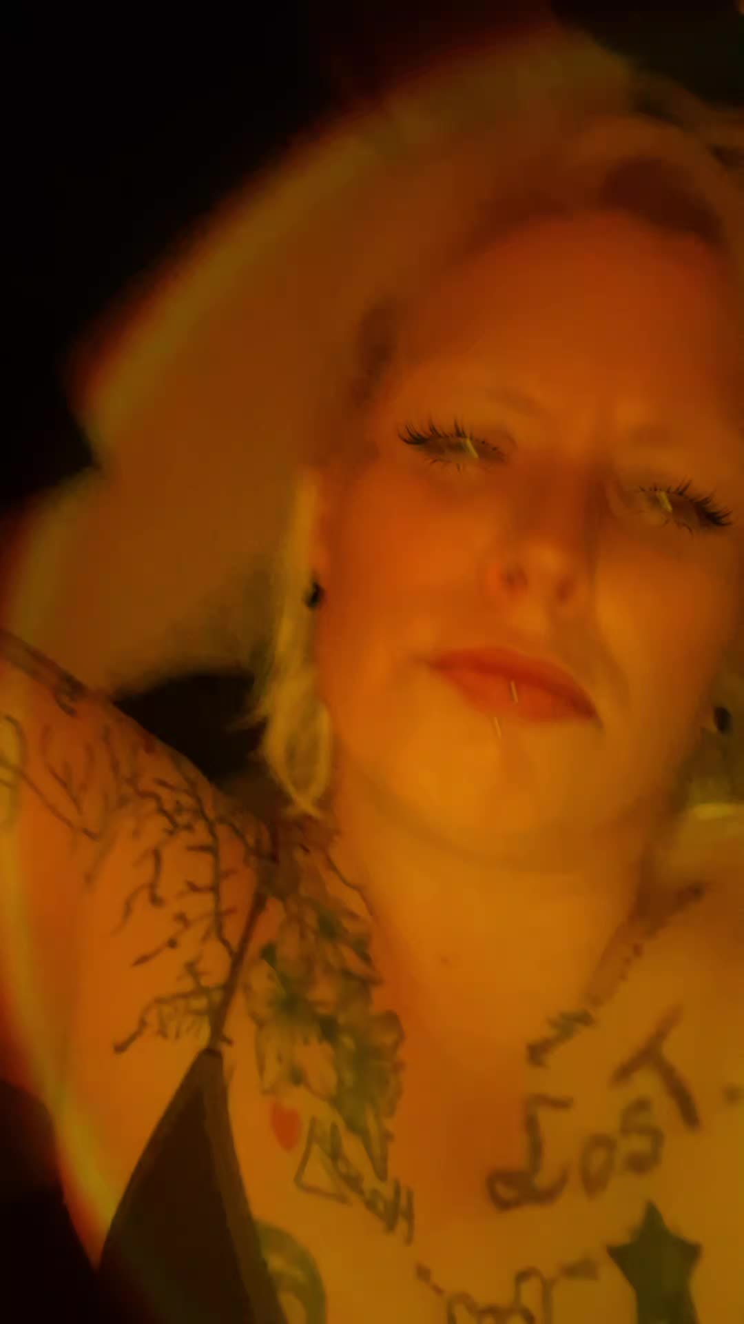 @Not_fuckable