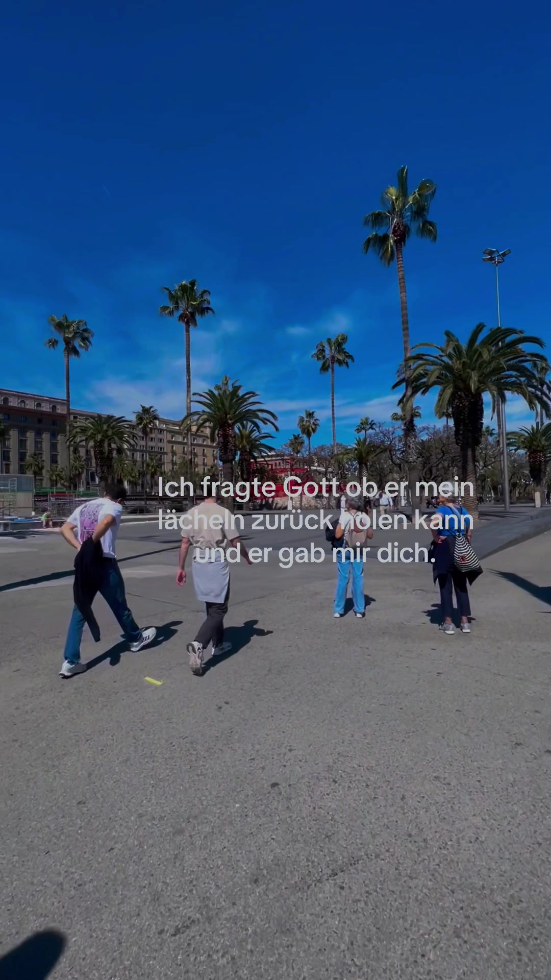 @eine_namenszo&eacute;
