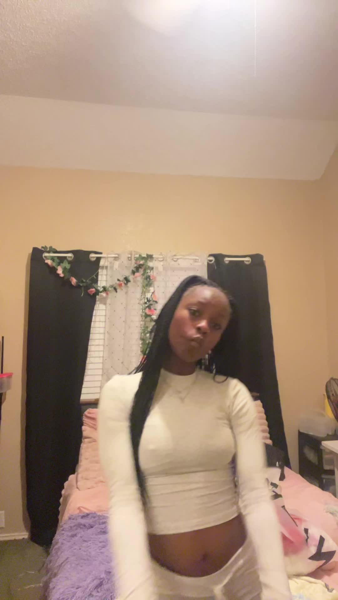 @terryonnaaaa.