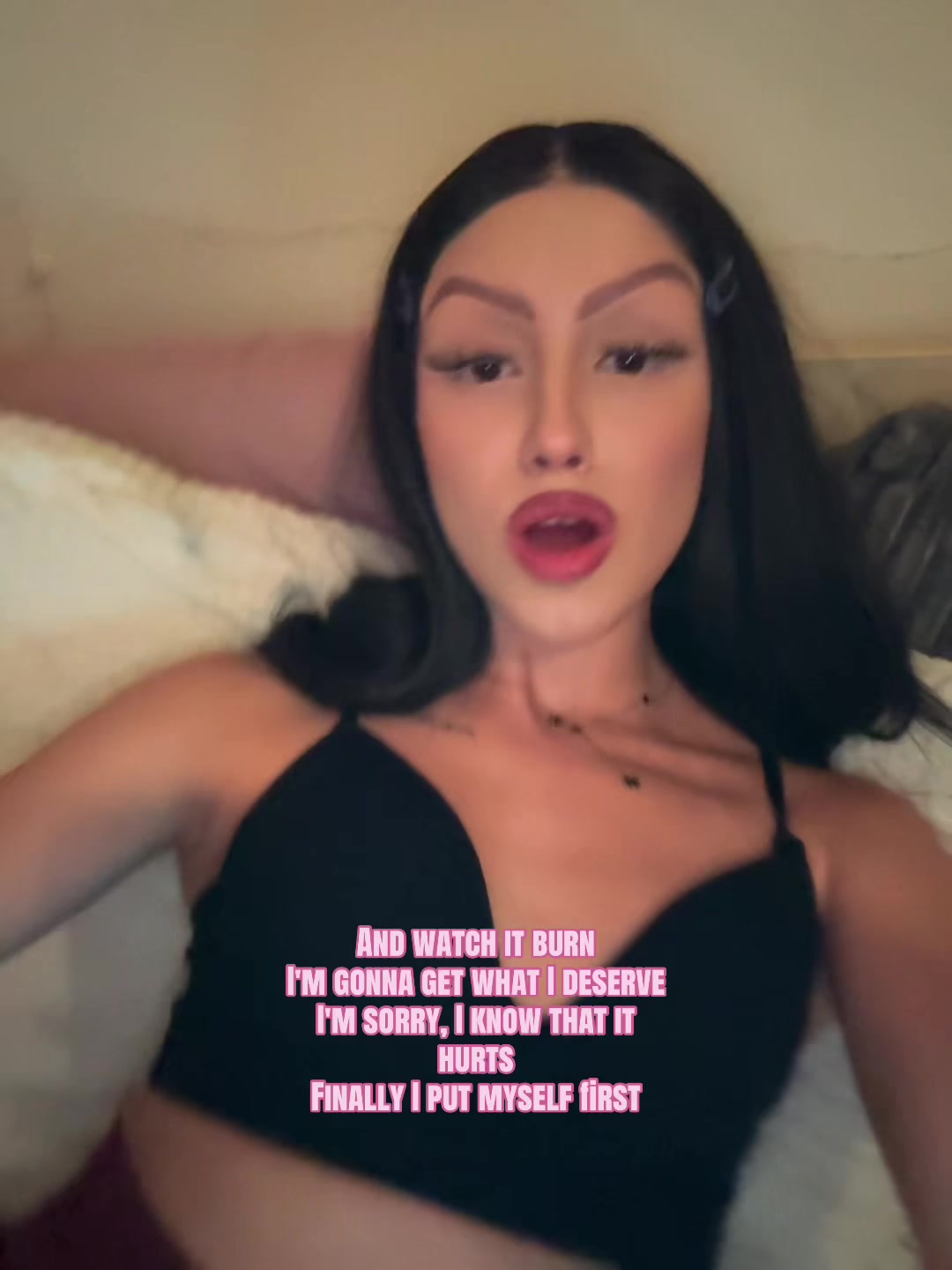 @alastraz_