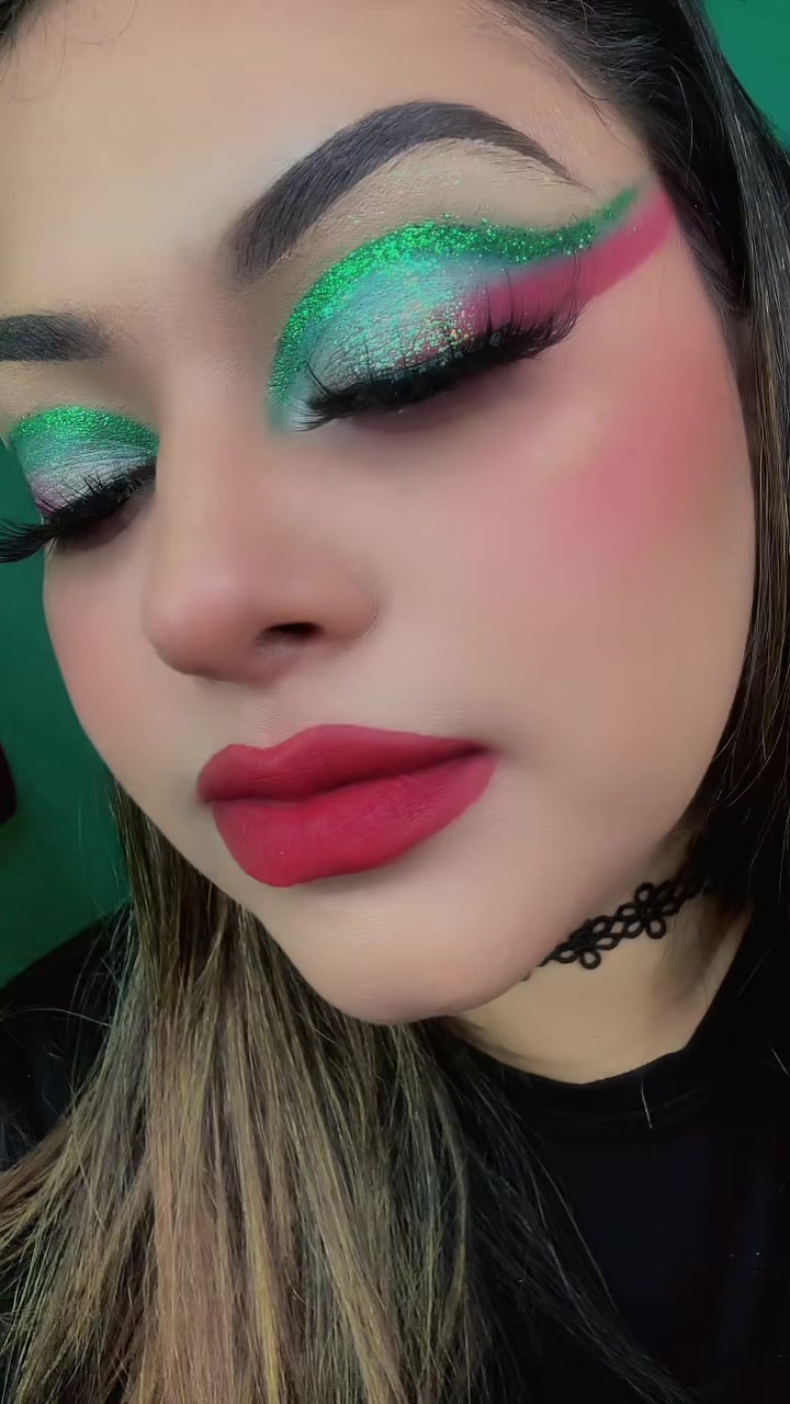 @MakeupRodríguez🖤💄💜