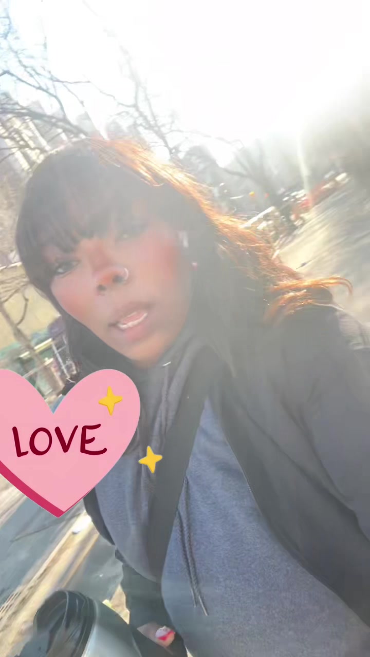 @simonelove