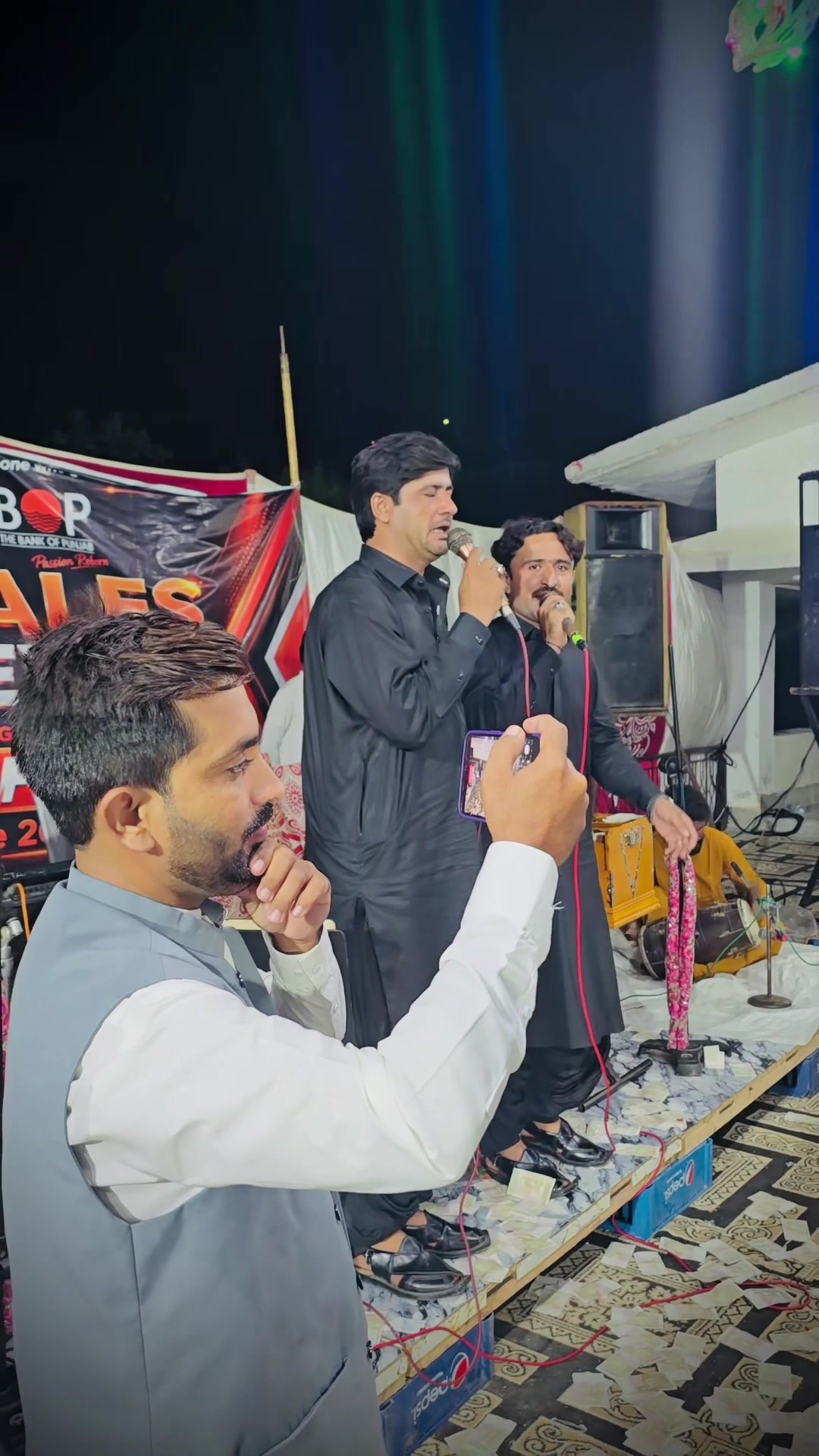 @Singer Tahir Farooq