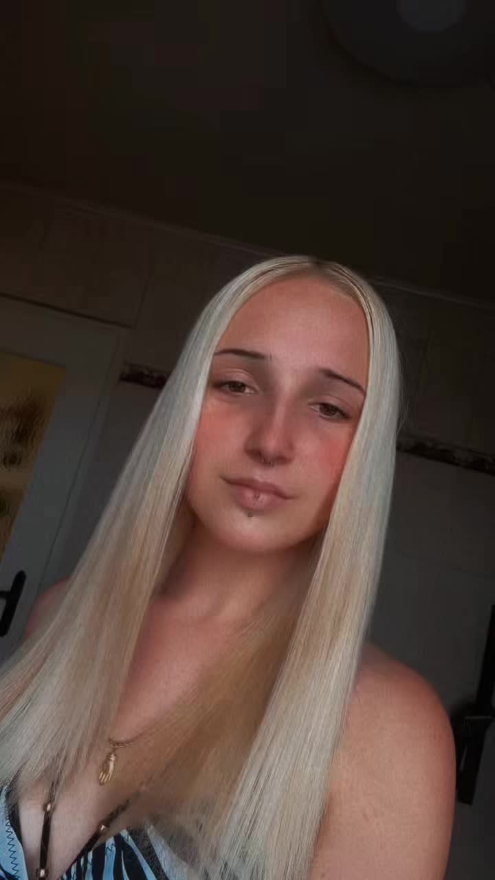 @Nina🖤