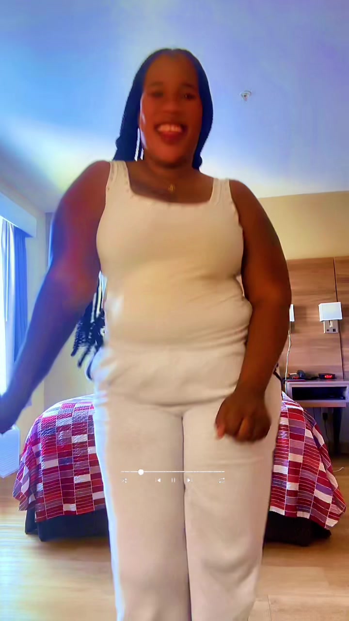 @yliennehenrisme1