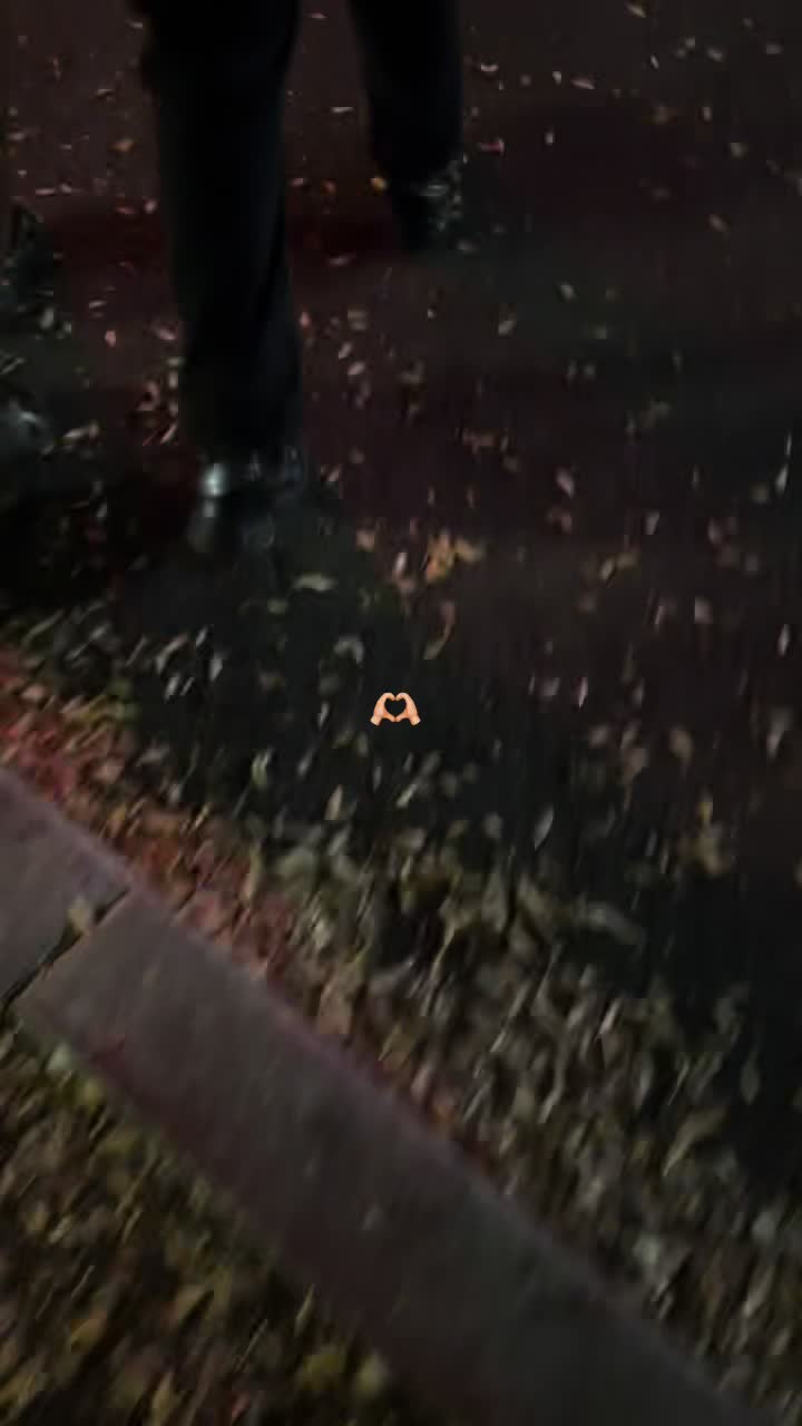@valeslife_