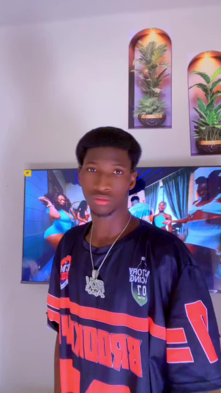 @&Atilde;𝐦&rsquo;𝐬 ć𝐫𝐞𝐳𝐳&yuml; 🇪🇸