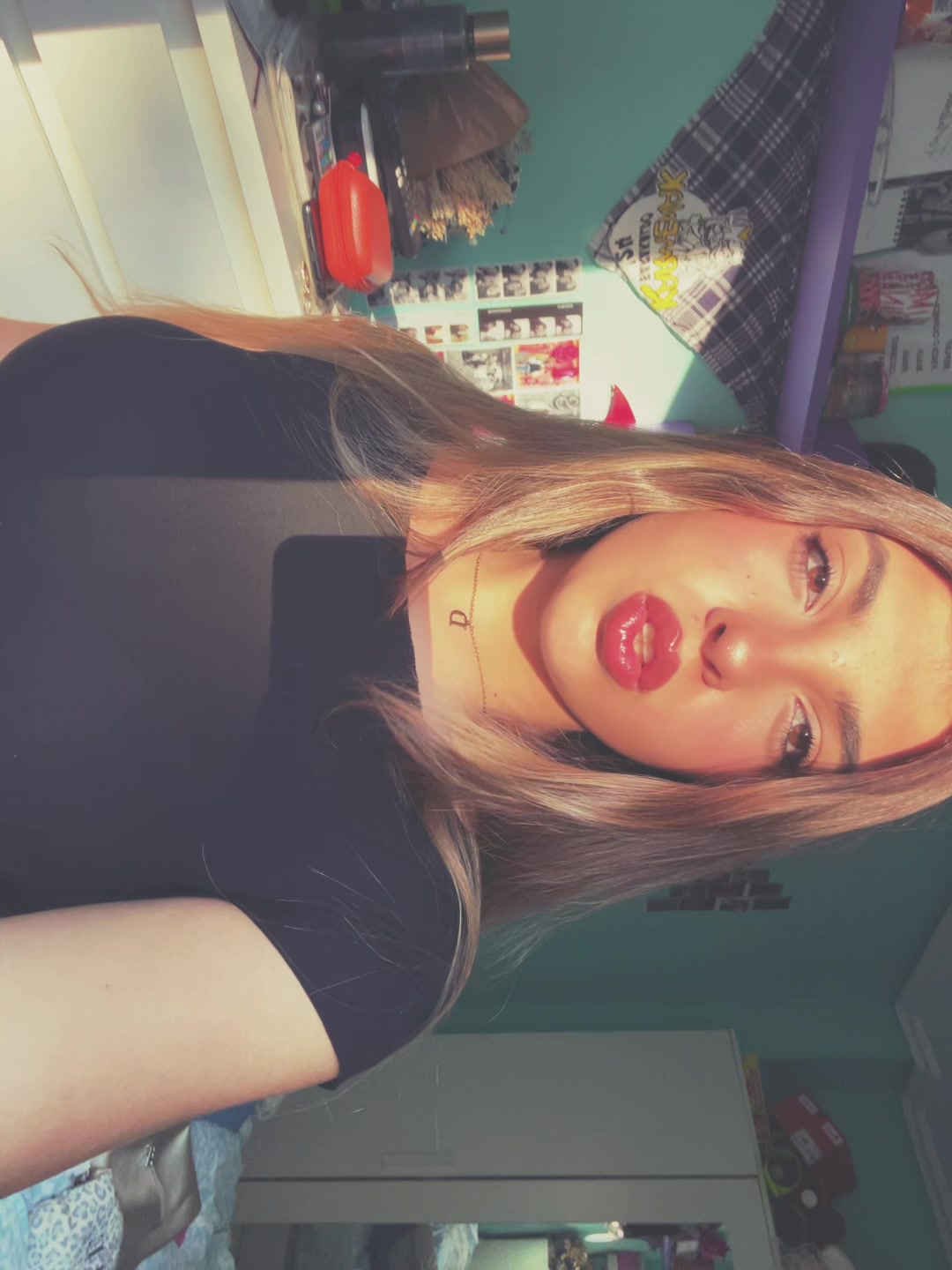 @𝒽𝒶𝒾𝓏𝑒𝒶.