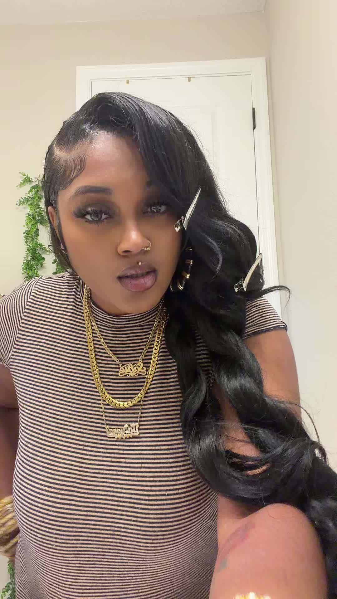 @Sheprettymoody