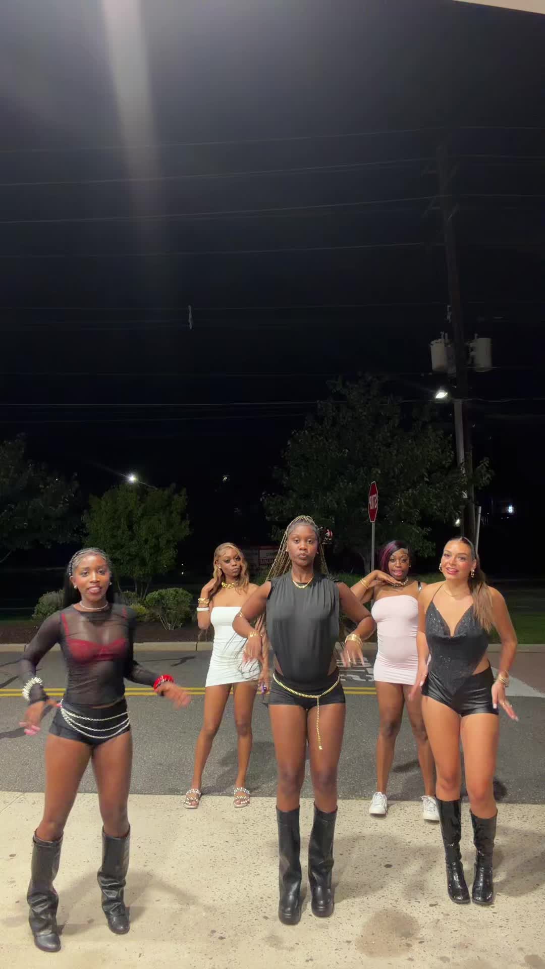 @mimi🧝🏾♀️
