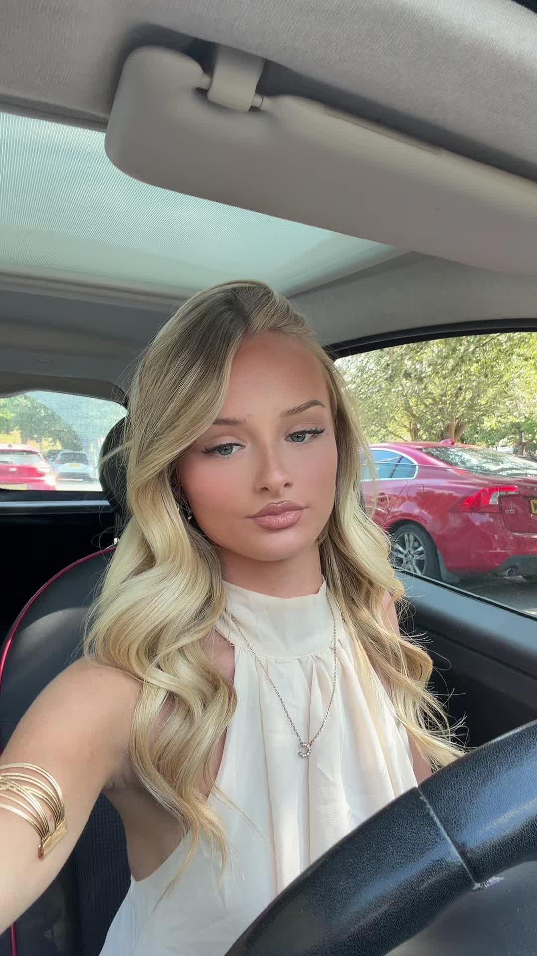 @𝐂𝐀𝐑𝐀🤍