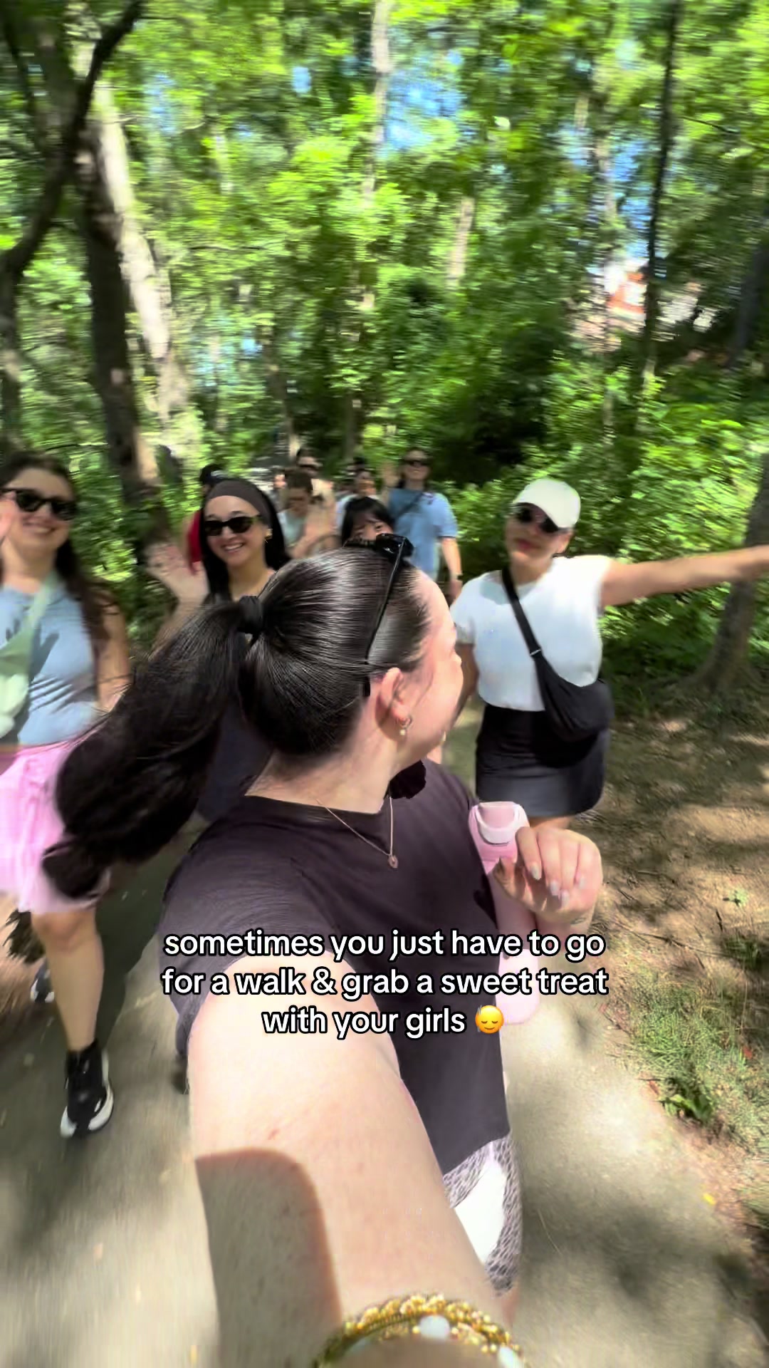 @Jessi | MoCo Walking Club 🤍