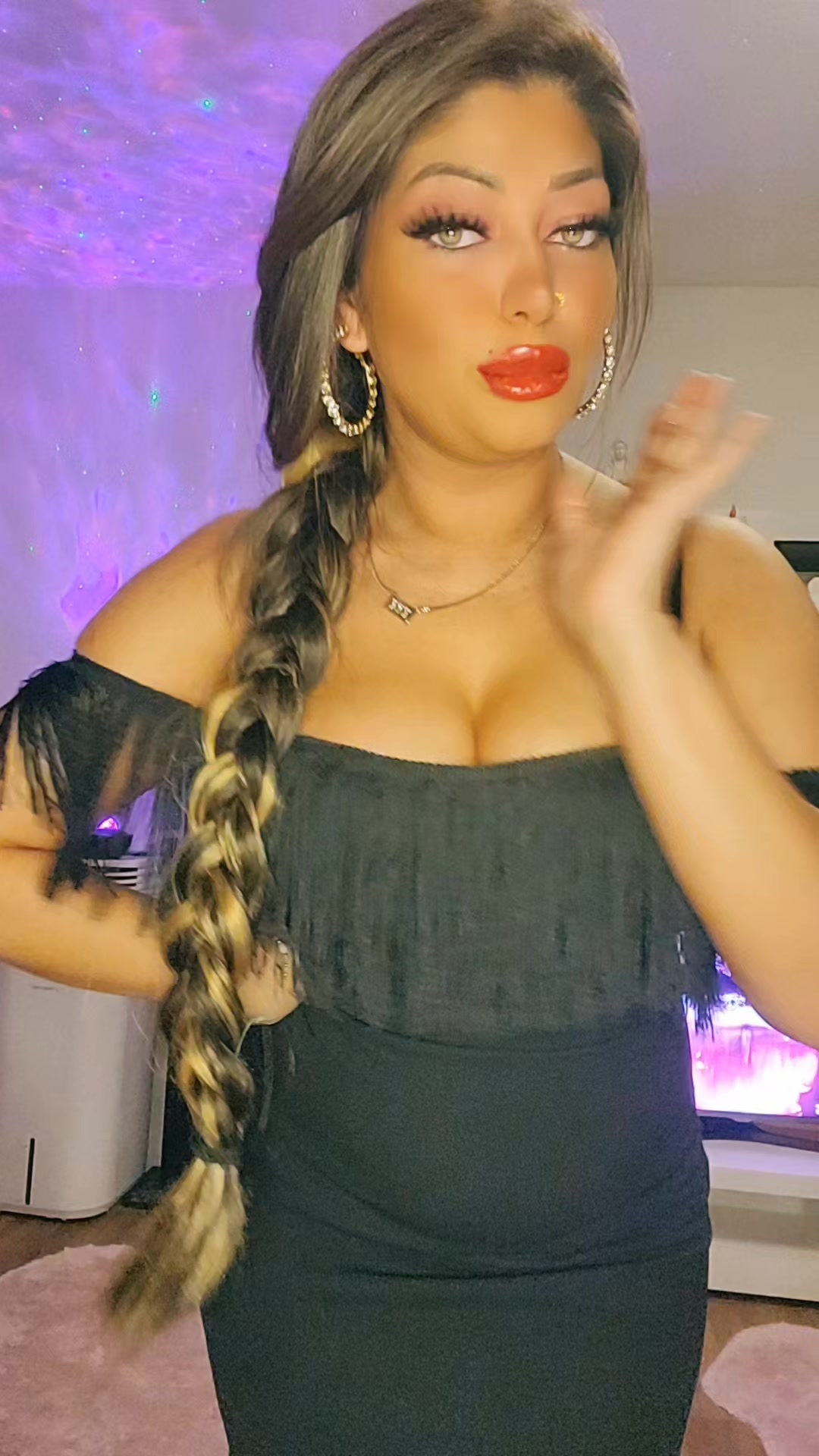 @꧁༺🌹𝒢𝒶𝒷𝓇𝒾𝑒𝓁𝒶🌹༻꧂