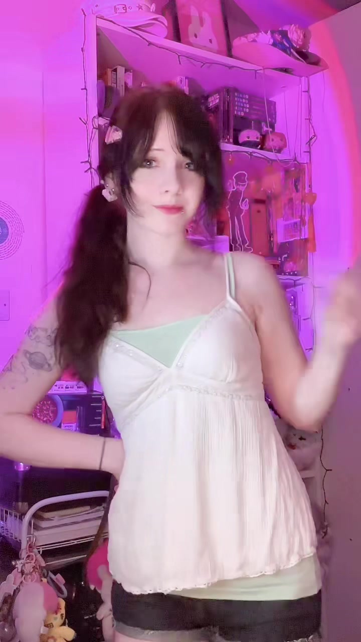 @B+K⊹₊⟡⋆