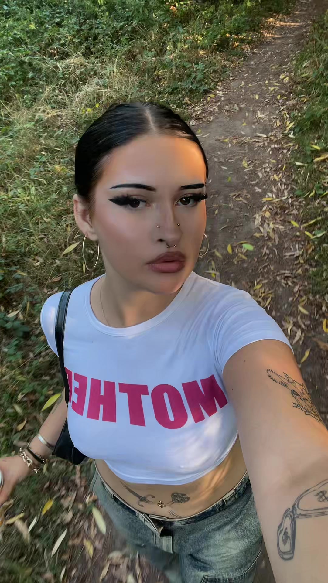 @𝐄𝐕𝐄𝐑𝐋𝐘𝐍