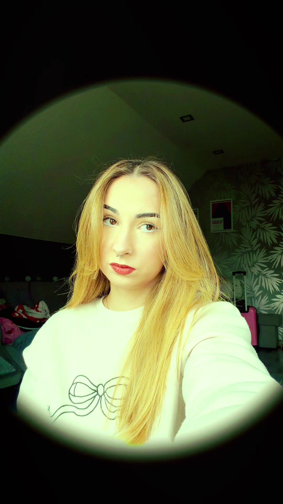 @⌞ w i k t o r i a ⌝