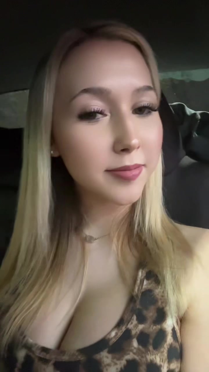 @Ariana😘