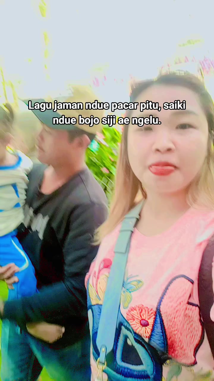 @Nyonyae_Muass Riza🩷🥰