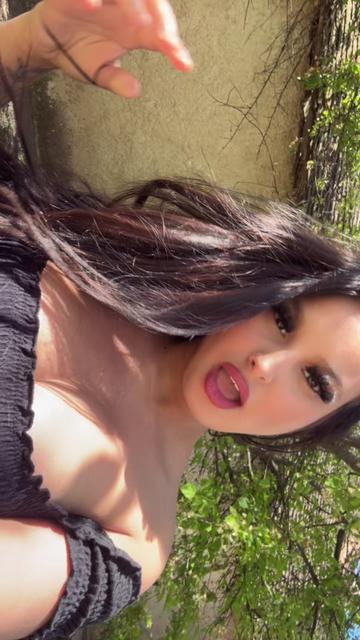 @Mollyka