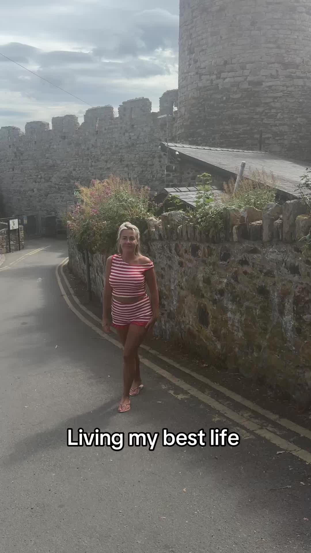 @ItsmyworldM