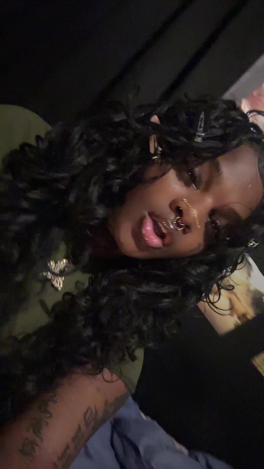 @The.blacksiren