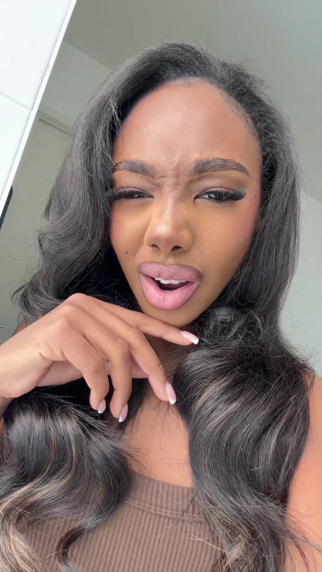 @T