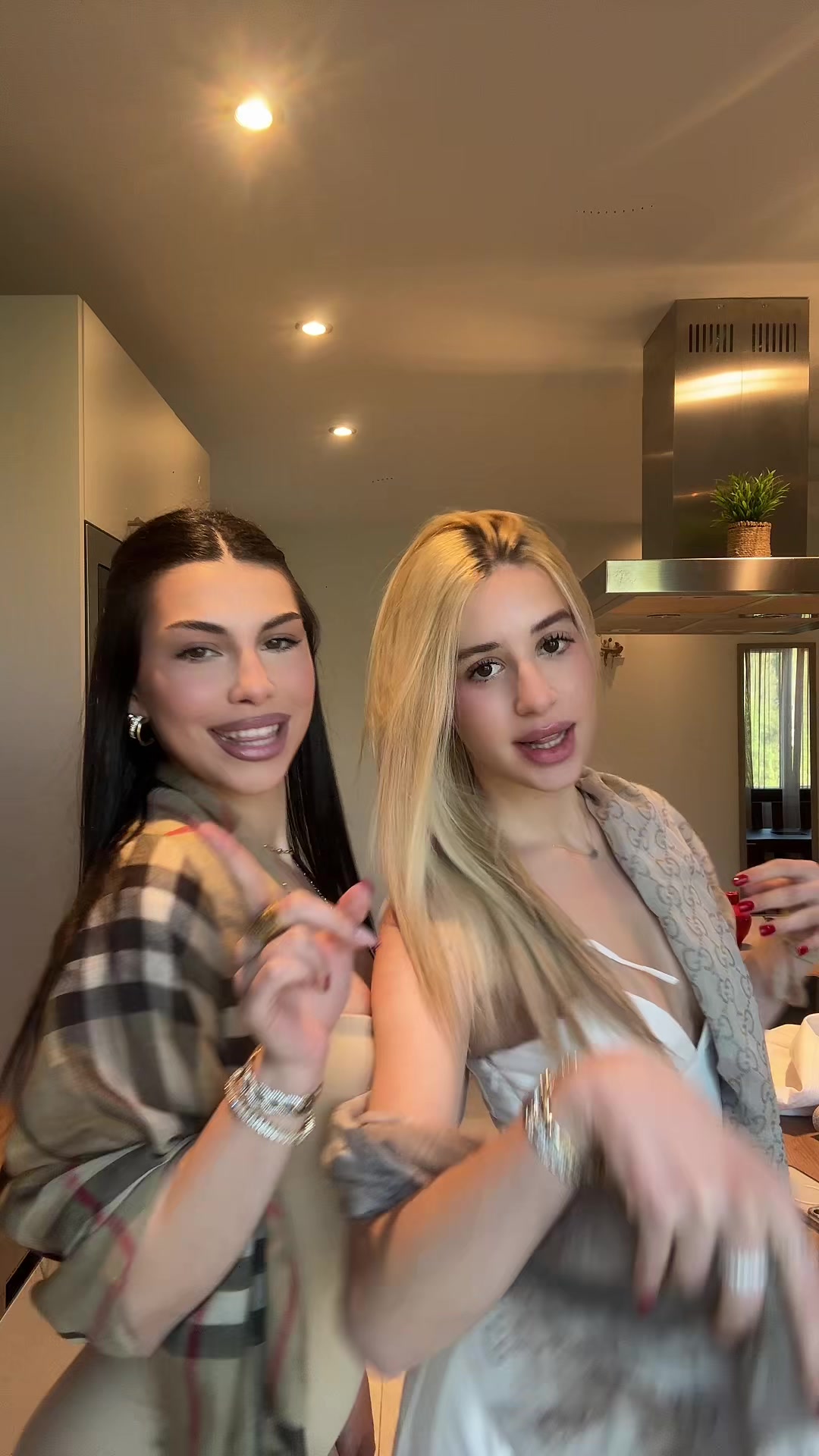 @Kat🍒