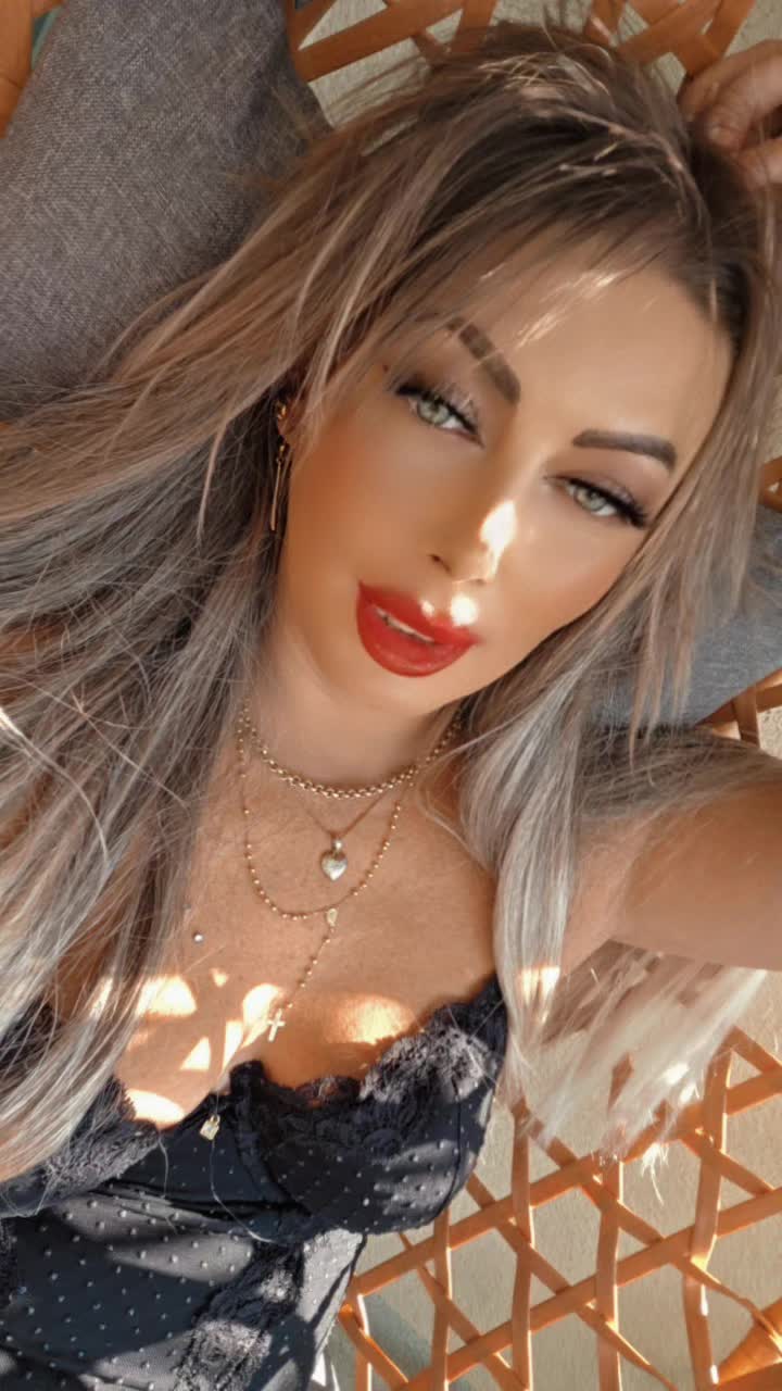 @💋 𝓔𝓿𝓮~𝓵𝔂𝓷 💋