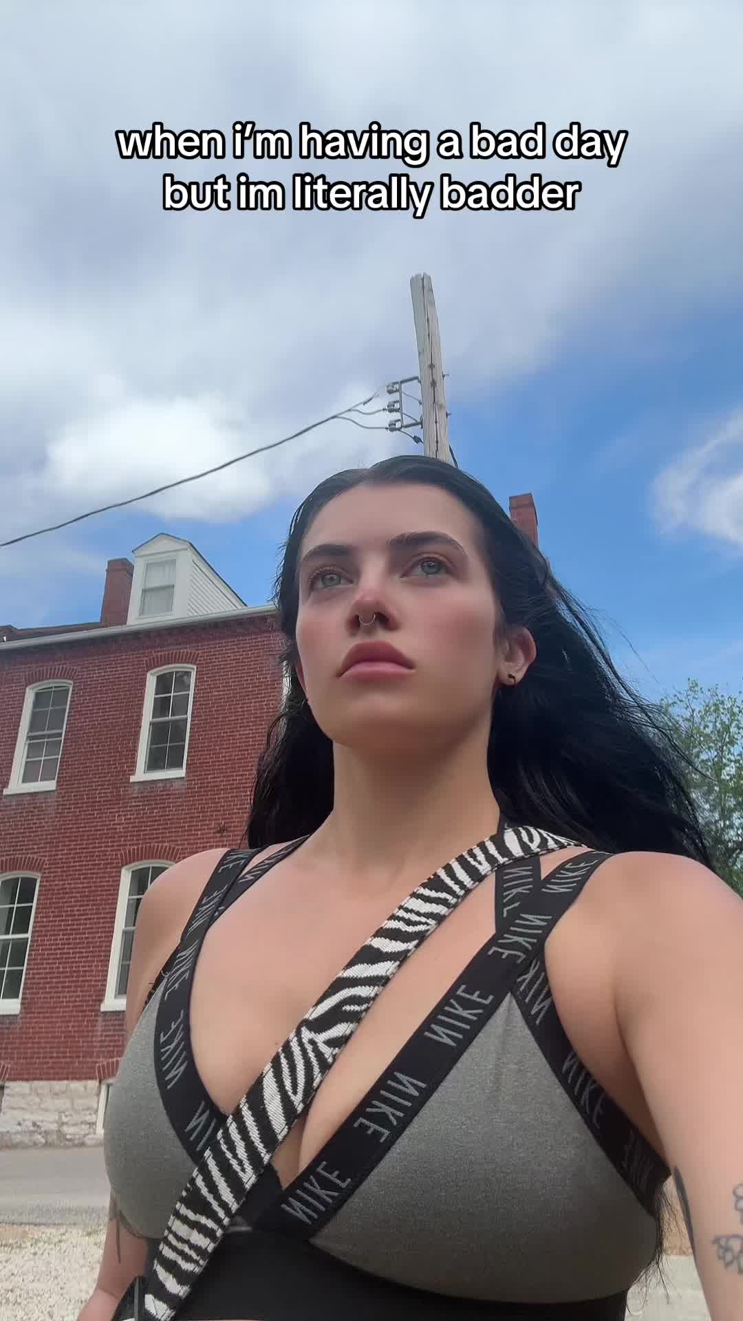 @lilliezworld