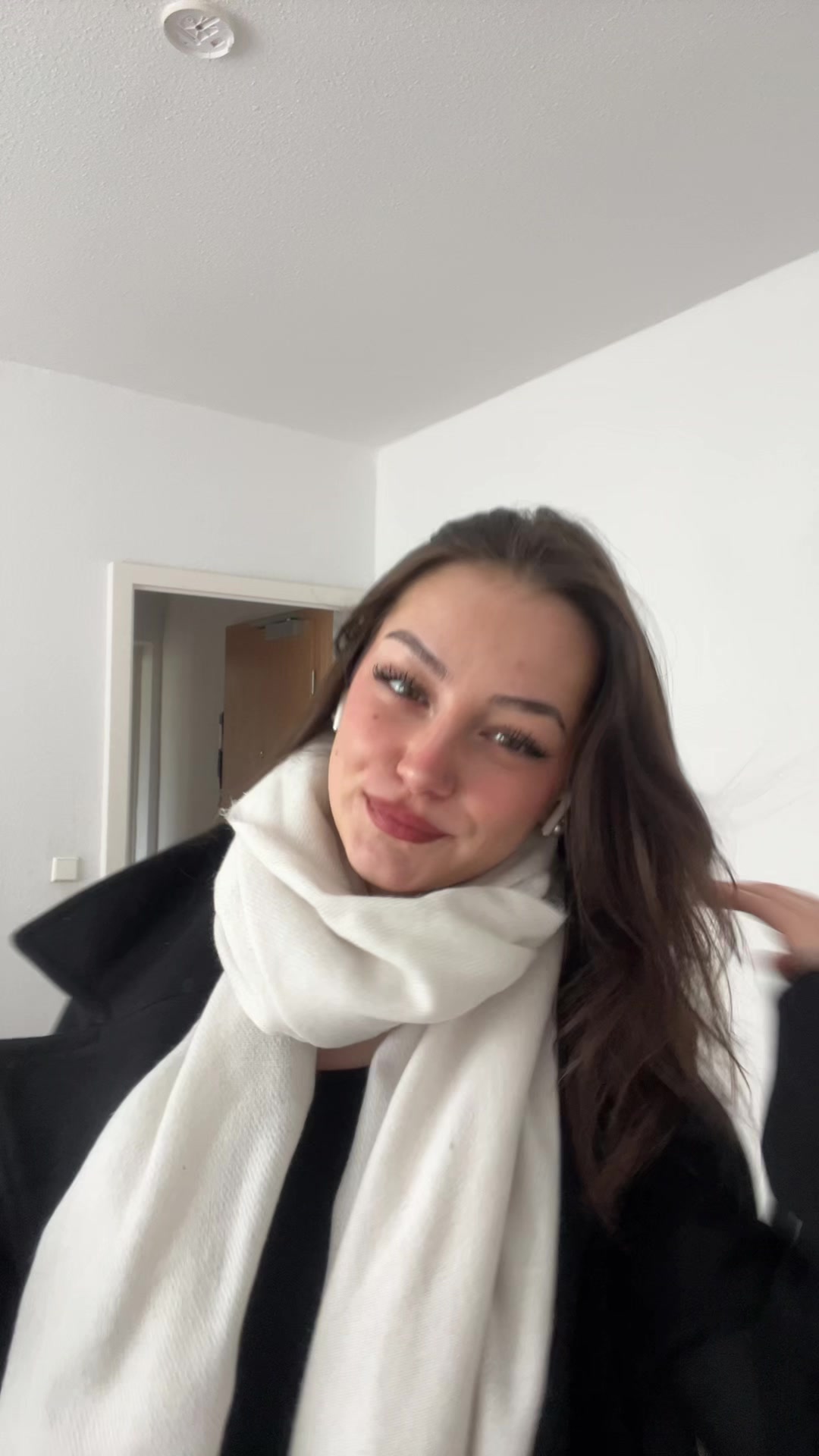 @𝐇𝐀𝐍𝐍𝐀𝐇𝐋𝐔𝐈𝐒𝐈𝐄𝐍𝐍𝐄
