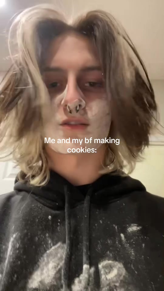 @Ashton <3