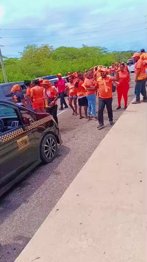 @Derval Maroon✊️