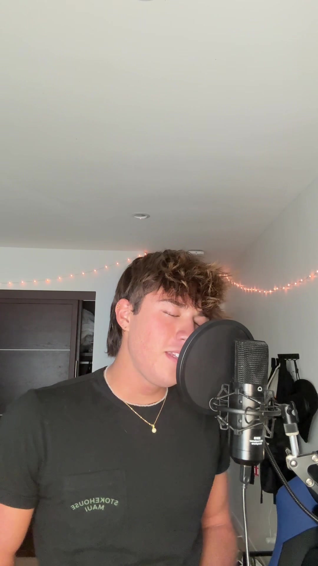 @AIDAN LEO