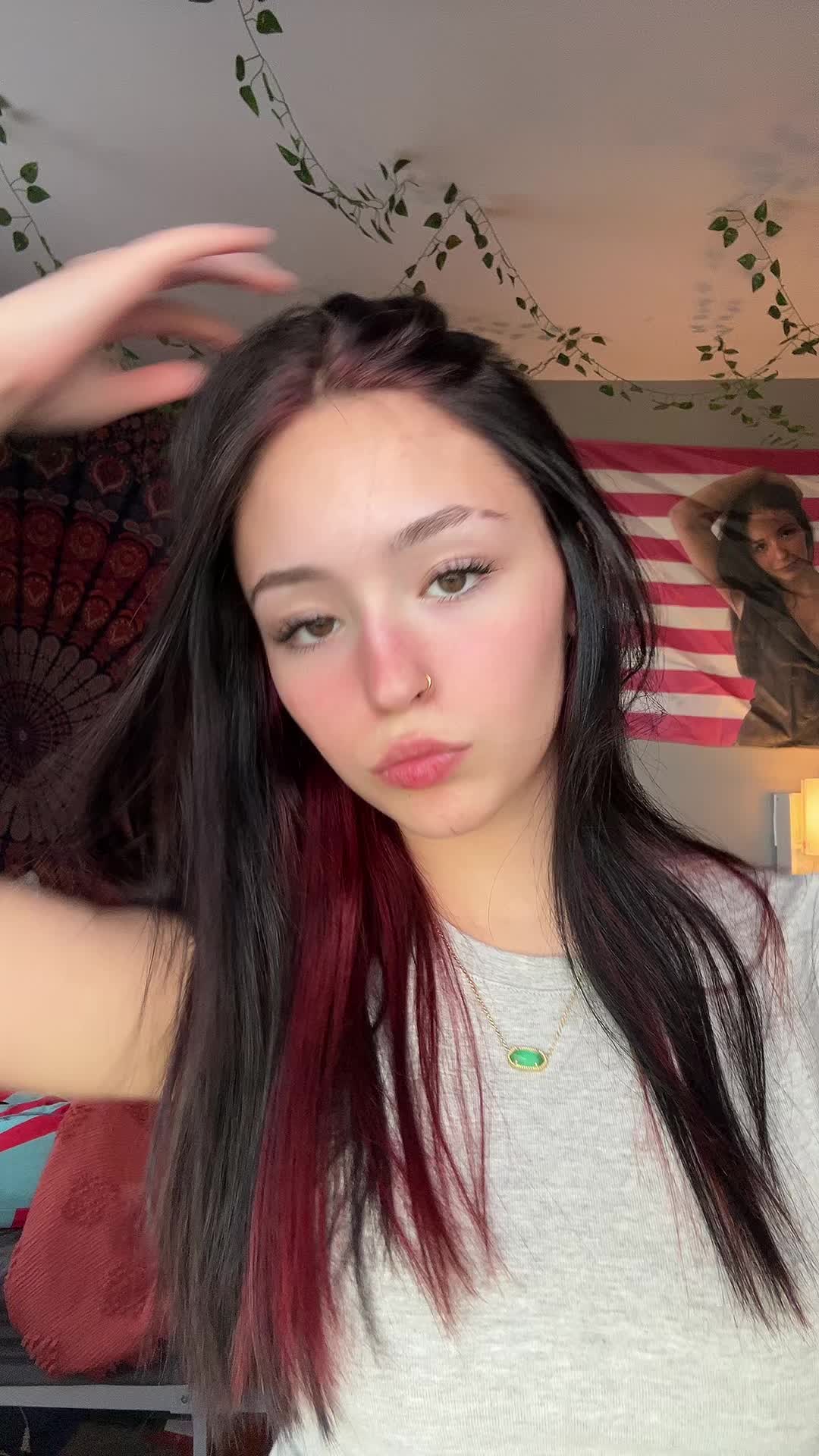 @delaney🥳🍄🌈🐈🌞