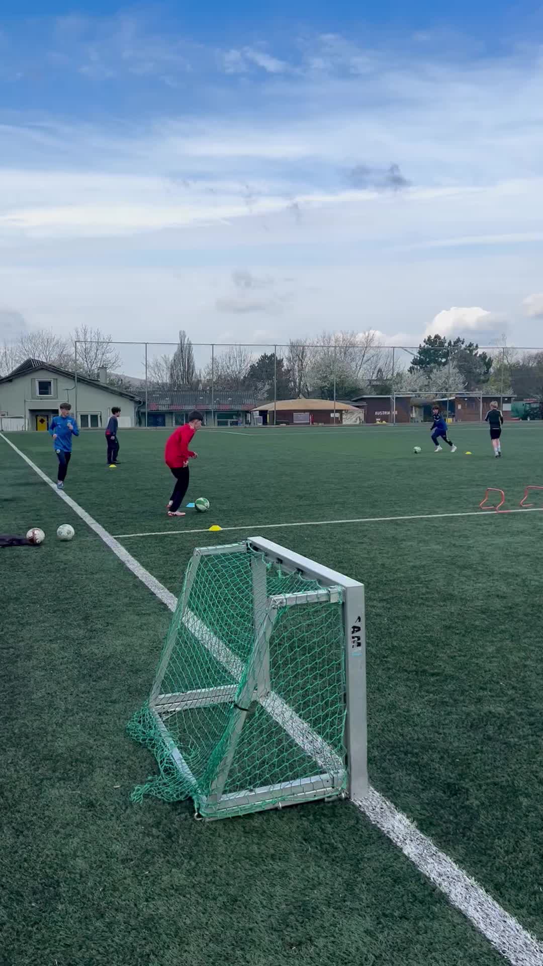 @Soccerschool