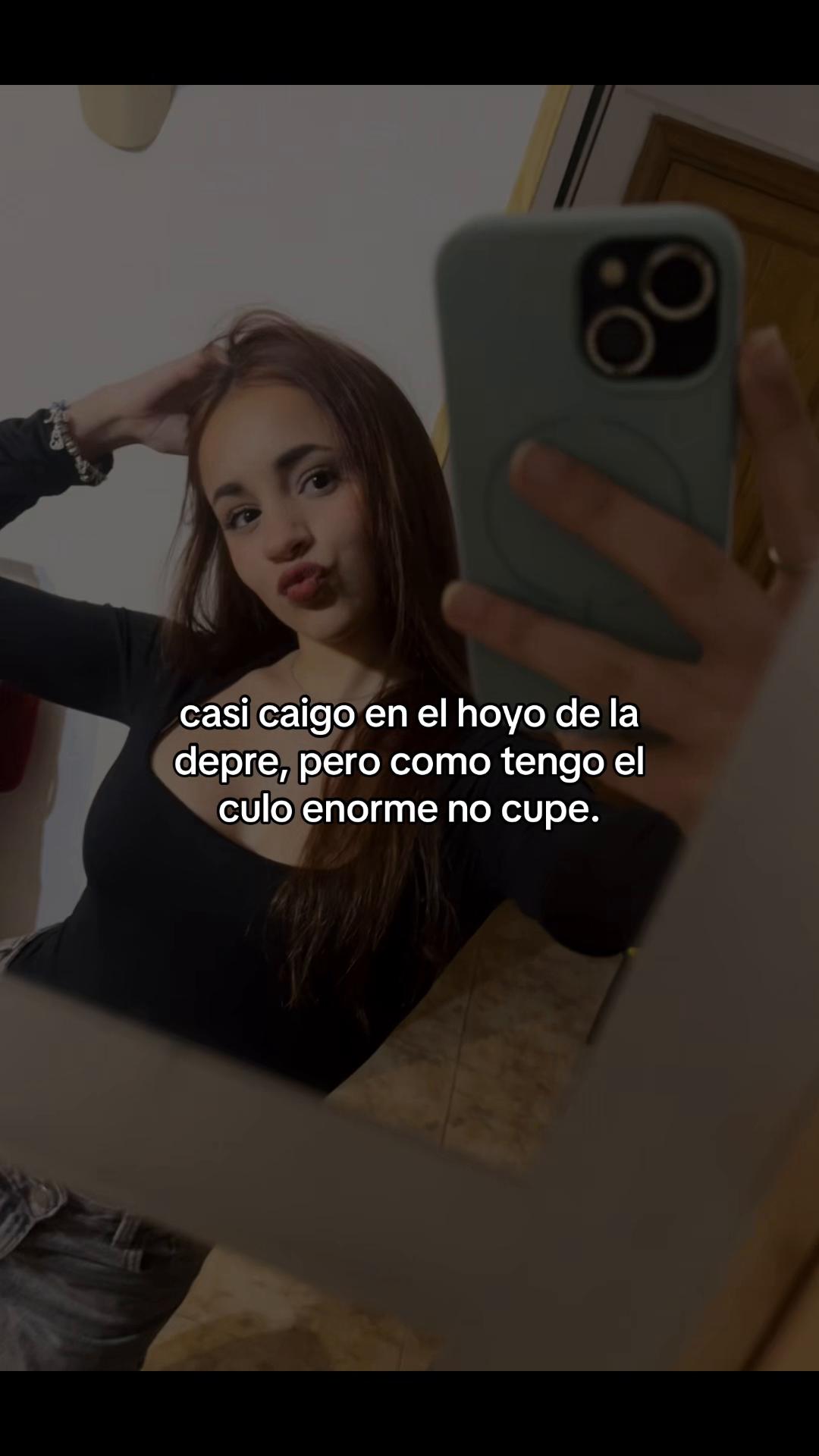 @naiaramolina💋