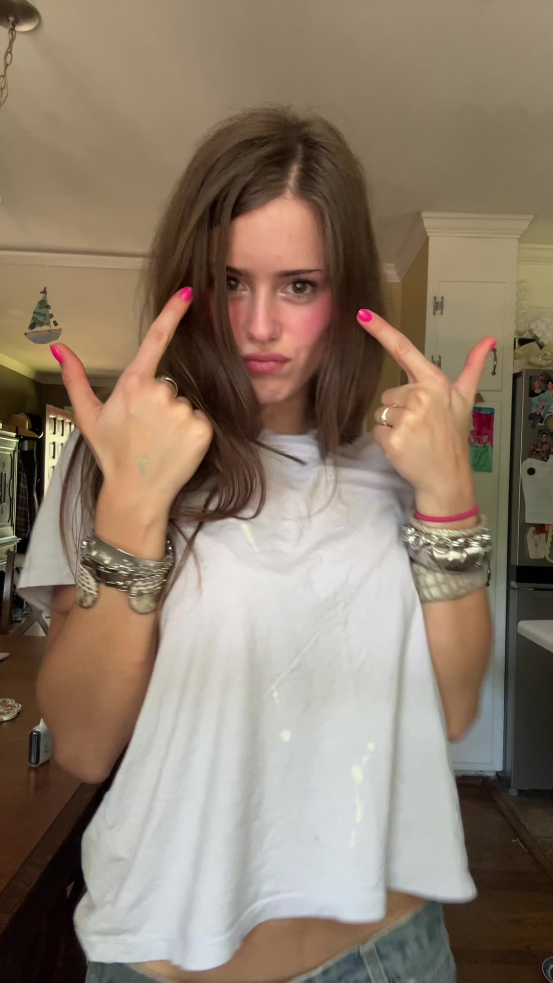 @clara