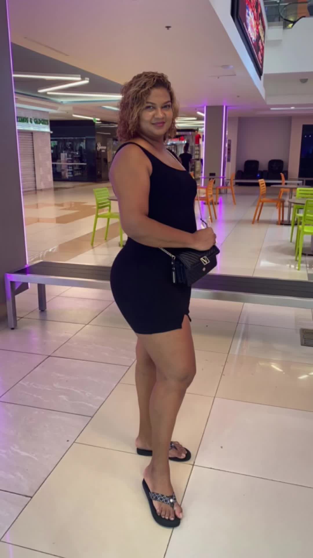 @anushaangel